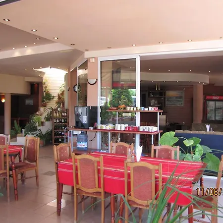 Hotel Paris 3*