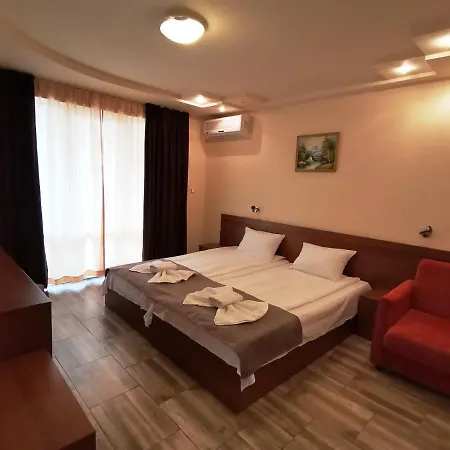 Paris 3*